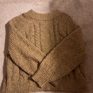 Universal Thread Women’s Tan Crewneck Sweater